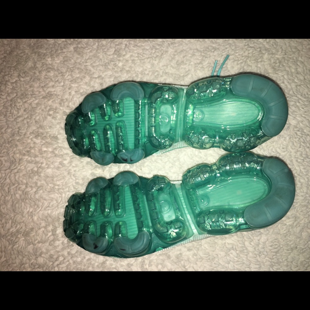Nike - Picture 12 of 12